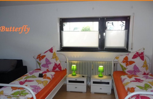 Hugstetten Apartment | 2-room apartment Butterfly for 4 people ideal for craftsmen