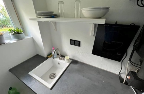 Sahlkamp House | 2 room apartment, comfortable, king size bed, TV