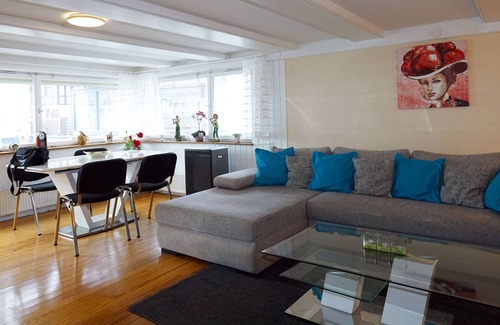 Bad Duerrheim Apartment | 2-room apartment in prime city center location with terrace & DreiWelten-Card