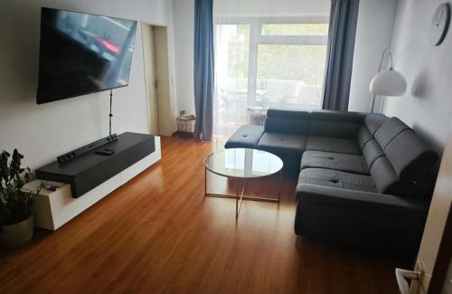Neuhadern Apartment | 2 room apartment in metro location
