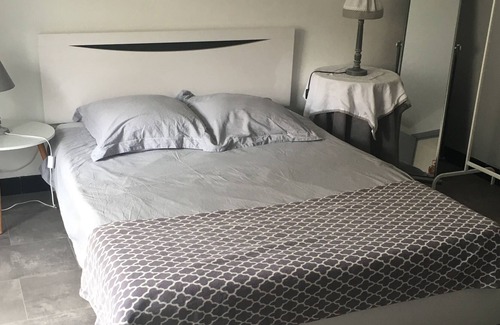 Millau House | 2 room apartment - parking and beach 8 minutes walk