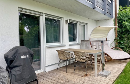 Worthsee Apartment | 2 room apartment with terrace within walking distance to S-Bahn to Munich and lake