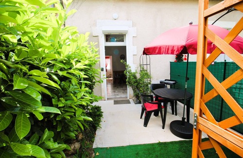 Saint-Honore-les-Bains Apartment | 2-room duplex with private terrace and KIT Bébé
