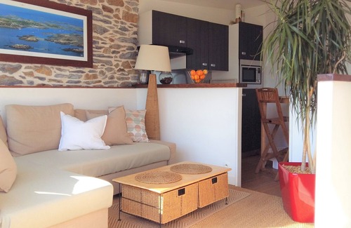 Granville Apartment | 2-room duplex terrace box
