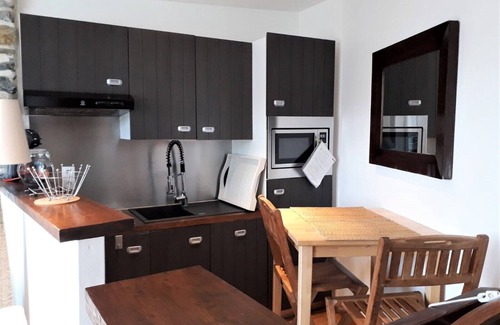 Granville Apartment | 2-room duplex terrace box