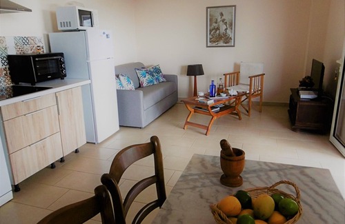 Les Anses-d'Arlets Apartment | 2-room garden apartment with view of the Caribbean Sea