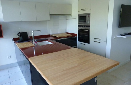 Villeneuve-Loubet Apartment | 2 rooms 50m2 in a quiet park near sea and banks of the wolf