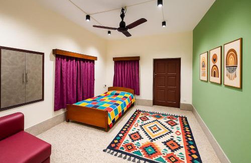 Tollygunge House | 2 rooms appartment with balcony and kitchen