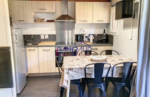 Valloire Apartment | 2 rooms duplex cabin 6 people Resort center