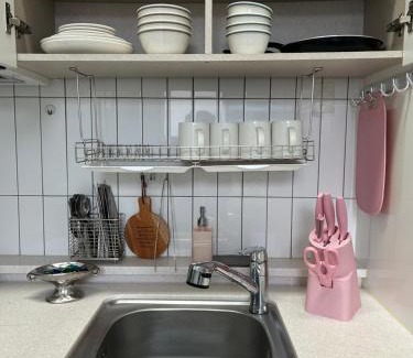 Myeongdong Apartment | 2 rooms for 7, Young House