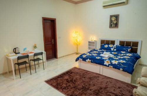 Mussafah House | 2 Rooms in villa