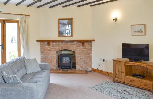 Puncknowle House | 2 Sawmill Cottages