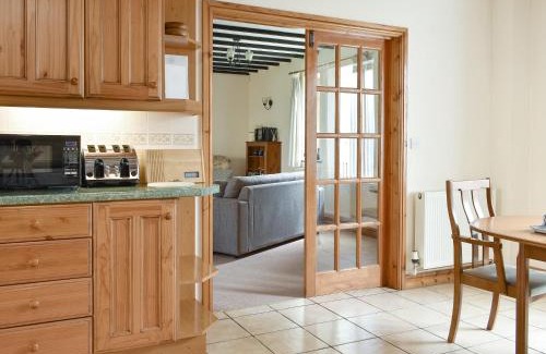 Puncknowle House | 2 Sawmill Cottages