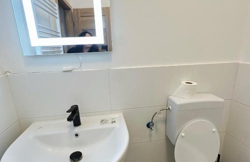Lierenfeld Apartment | 2 schlafenzimmer Waschmaschine Eller