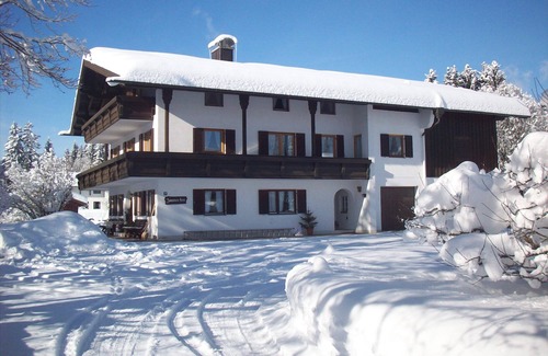 Groissenbach Apartment | (2) sonnige Ferienwohnung mit Balkon