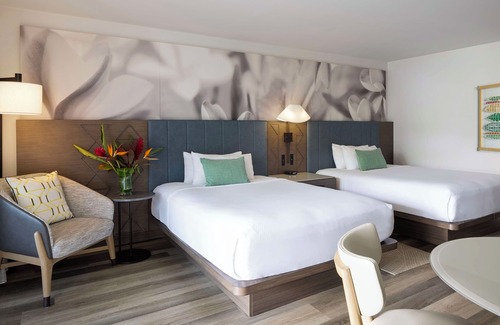 Lihue Resort | 2 Spacious Pool View Rooms! Beachfront Property w/Outdoor Pool, Airport Shuttle