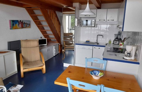 Carnac Apartment | 2-star apartment with sea view on Carnac's main beach