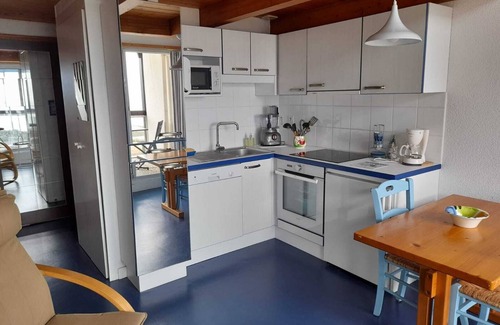 Carnac Apartment | 2-star apartment with sea view on Carnac's main beach