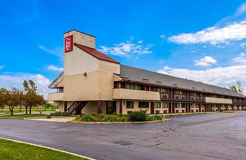 Saginaw Hotel | 2-Star Hotel ∙ Red Roof Inn Saginaw – Frankenmuth