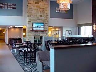 Fredericksburg Hotel | 2-Star Hotel ∙ Holiday Inn Express & Suites Fredericksburg