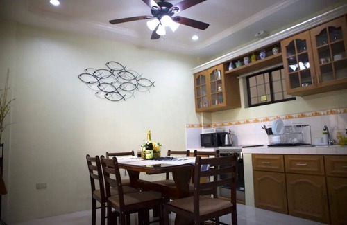 Davao Villa | 2-Story Family/Baby-Proof Home for 10 — 10min Drive to Int'l Airport