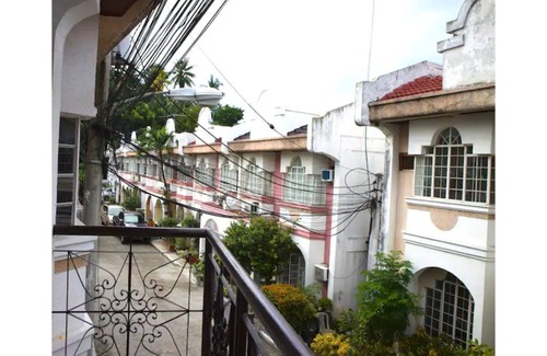 Davao Villa | 2-Story Family/Baby-Proof Home for 10 — 10min Drive to Int'l Airport