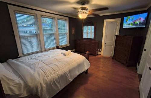 St. Louis House | 2 story nice home with character