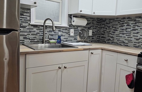 Wilkes-Barre House | 2 Suite 2 Be 1 bedroom