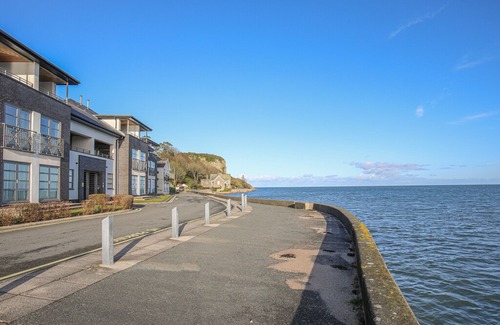 Pentraeth House | 2 The Quay, RED WHARF BAY