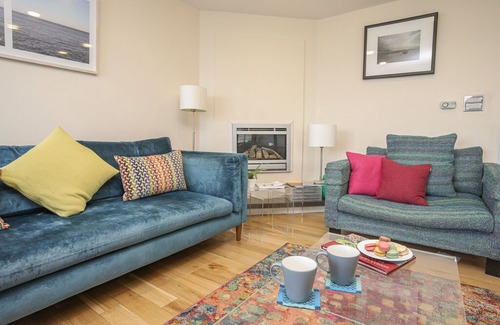 Pentraeth House | 2 The Quay, RED WHARF BAY