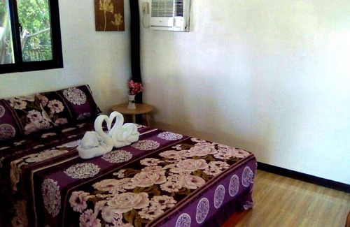 Lucap RV Rental | #2 Traditional Kubo Hut near 100 Islands Wharf