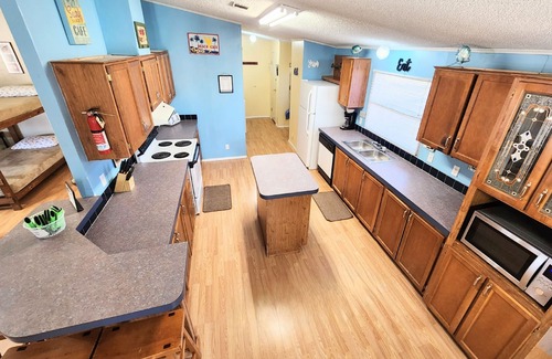 Buchanan Dam House | 2 Waterfront Houses, Gated, Kayaks, Water Pad, Ping Pong Table, Fishing Pier