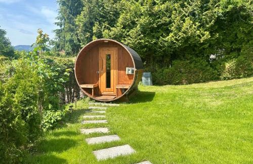 Feichten House | 2 Wohnungen im Haus mit Sauna & Bergblick, 2 Küchen, 2 Bäder