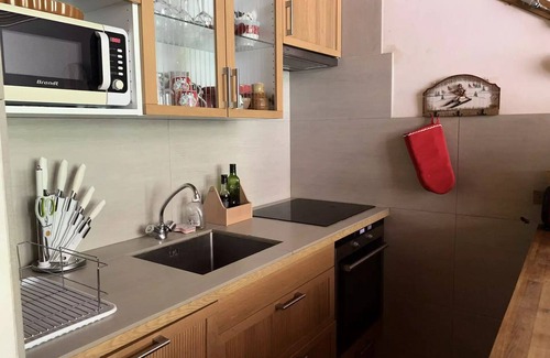 Pra Loup Apartment | 2 Zimmer 6 Personen mit Balkon und Blick auf die Pisten