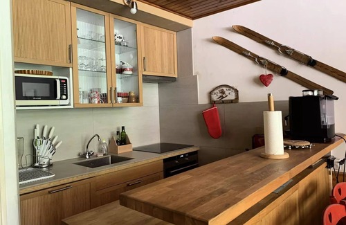 Pra Loup Apartment | 2 Zimmer 6 Personen mit Balkon und Blick auf die Pisten