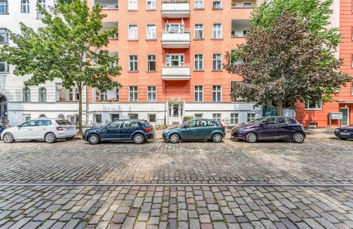 Kopenick Apartment | 2 Zimmer Apartments,4 Betten,zentral am Sbahnhof Köpenick,vollmöbliert
