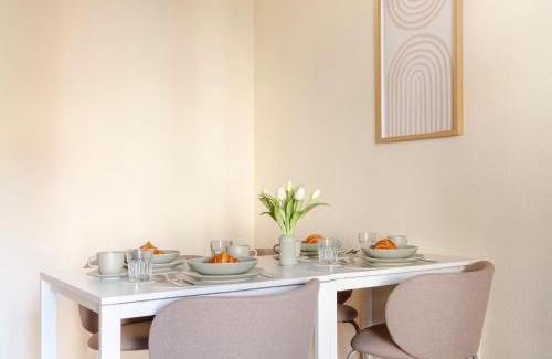 Wedding Apartment | 2-Zimmer City Apartment Berlin Mitte mit Parkmöglichkeit & ÖPNV Anbindung