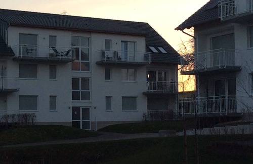 Hertingen Apartment | 2-zimmer Ferienwohnung mit Hotel-service