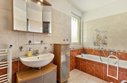Mittenwalde Apartment | 2 Zimmer Ferienwohnung 69 Qm