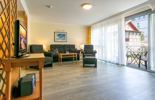 Seebad Bansin Apartment | 2-zimmer Ferienwohnung in Bester Strandlage mit Balkon Inkl. Saunanutzung