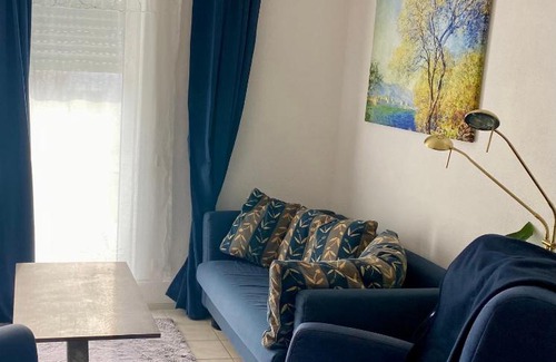 Worthsee Apartment | 2 Zimmer Ferienwohnung mit Terrasse fußläufig zu S-Bahn nach München und See