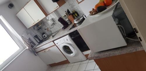 Merheim Apartment | 2 Zimmer Wohnung