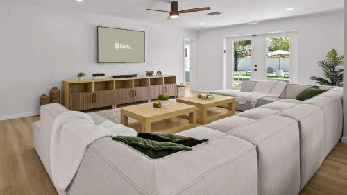 Anona House | 20 Guests Pool Luxe Gym Sauna Pickleball