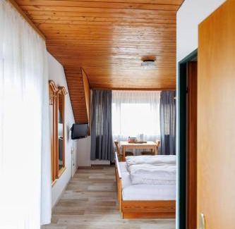 Schondorf am Ammersee Hotel | 20 m² Hotel ∙ 2 guests