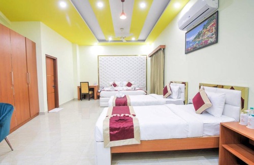 Greater Noida House | 20 m² House ∙ 4 guests