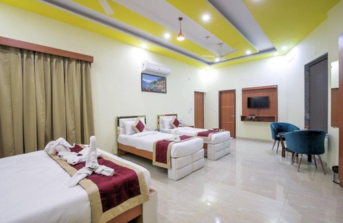 Greater Noida House | 20 m² House ∙ 4 guests