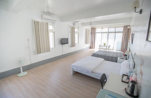 Douliou Hotel | 20 m² Motel ∙ 6 guests