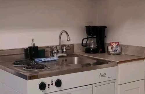 Bearss Plaza Apartment | #20 @Marjory’s in-law suite