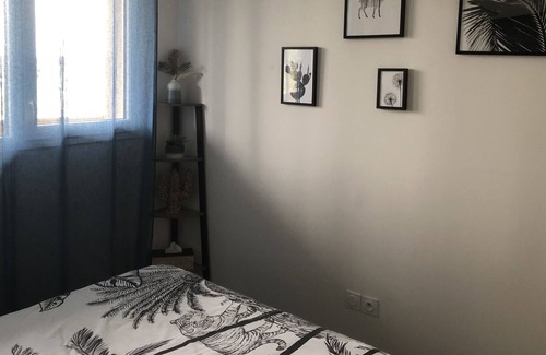 Colombelles Apartment | 20 minutes from the beach apartment with terrace a small haven of peace