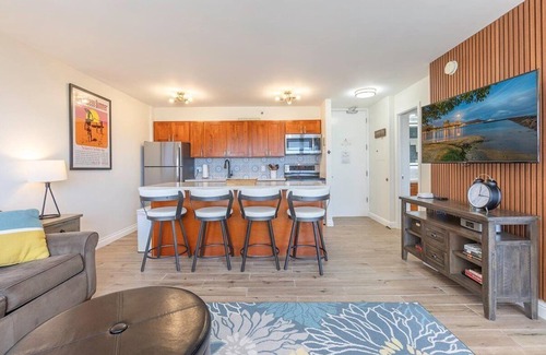 Waikiki Condo | 20% New Listing Discount. Walk to Waikiki Beach. Oceanview. Free Parking. AC.